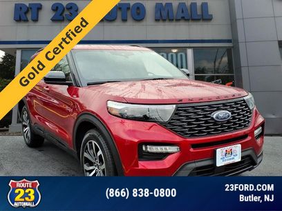 Certified 2022 Ford Explorer ST-Line w/ Class IV Trailer Tow Package