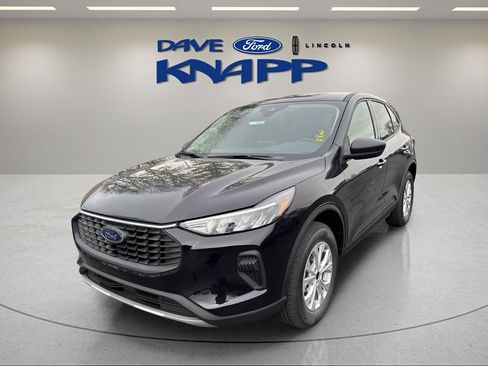 New 2026 Ford Escape Active w/ Cold Weather Package AWD/4WD image 4