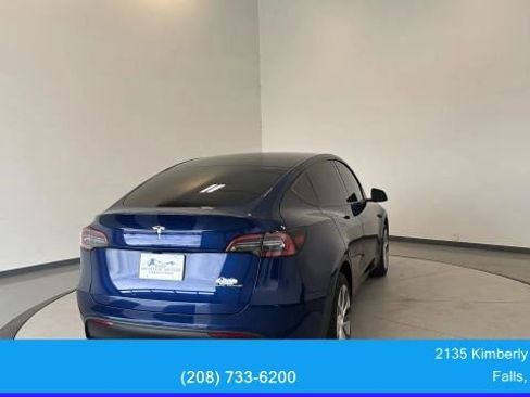Used 2023 Tesla Model Y Long Range AWD/4WD image 11