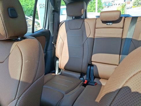 Used 2022 Mercedes-Benz GLB 35 AMG 4MATIC image 12