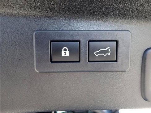 Certified 2026 Subaru Outback Premium AWD/4WD image 9