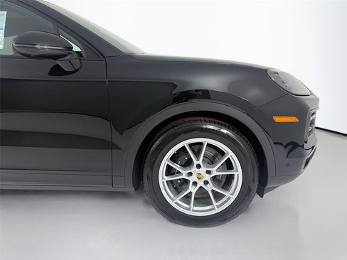 New 2026 Porsche Cayenne Coupe image 26