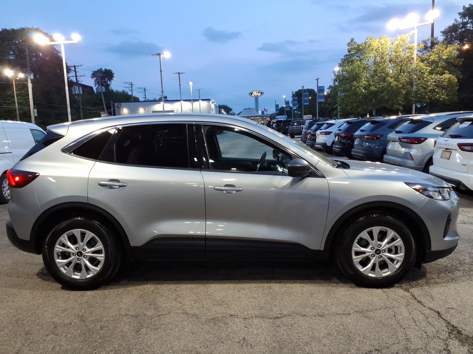 Certified 2023 Ford Escape Active FWD image 2