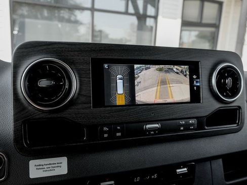 New 2024 Mercedes-Benz Sprinter 3500 image 17