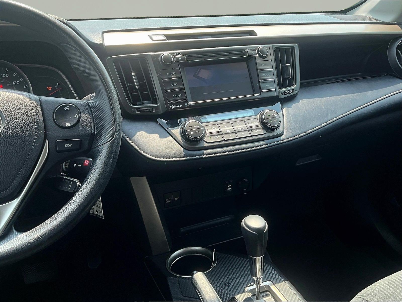 Used 2014 Toyota RAV4 XLE FWD image 9