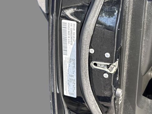 Used 2024 RAM 1500 Classic SLT RWD image 40