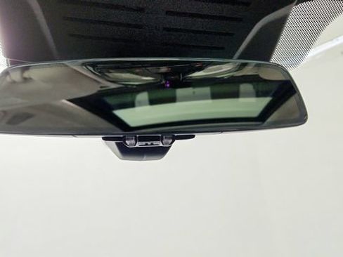 Used 2025 BMW X7 M60i AWD/4WD image 73