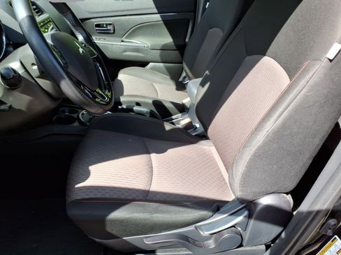 Used 2017 Mitsubishi Outlander Sport LE AWD/4WD image 11