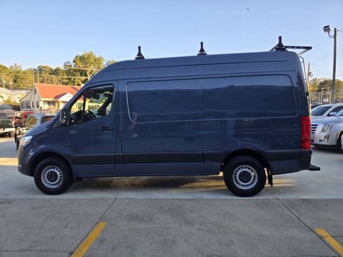 Used 2019 Mercedes-Benz Sprinter 144 image 5