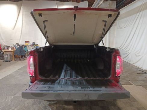 Used 2020 GMC Canyon Denali image 20