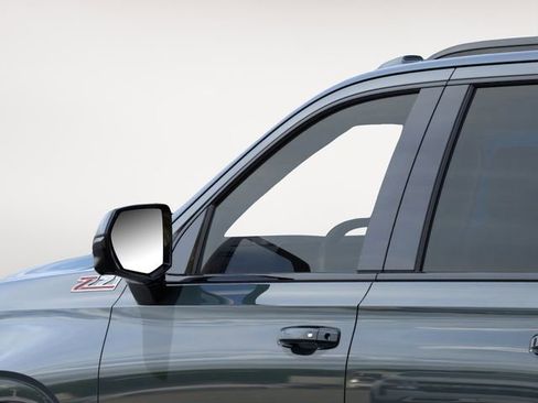 New 2026 Chevrolet Suburban Z71 w/ Comfort Package image 12