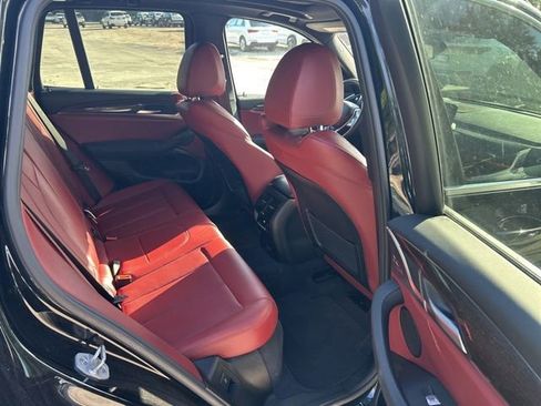 Used 2023 BMW X3 xDrive30i w/ Premium Package w/ZPA AWD/4WD image 8
