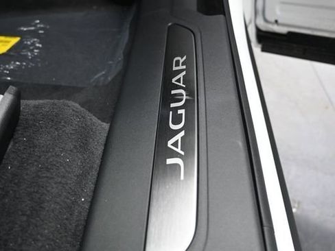 New 2026 Jaguar F-PACE R-Dynamic S image 11