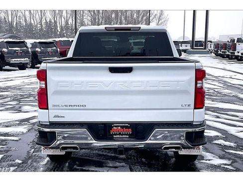 Used 2025 Chevrolet Silverado 1500 LTZ image 4