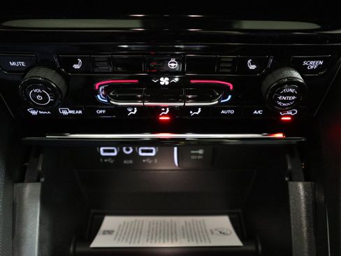 New 2025 Jeep Grand Cherokee L Limited image 28