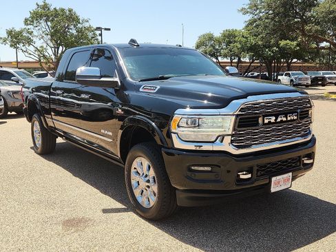 Used 2022 RAM 2500 Limited AWD/4WD image 7