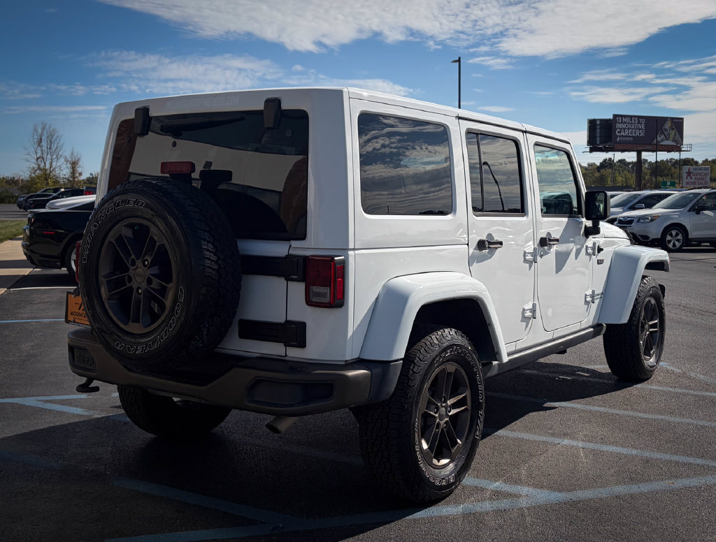 Used 2016 Jeep Wrangler Unlimited Sahara AWD/4WD image 25