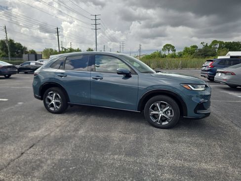Certified 2025 Honda HR-V EX-L image 2