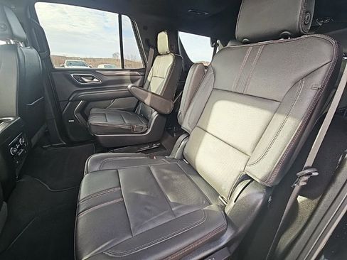 Used 2022 Chevrolet Tahoe RST w/ Luxury Package image 16