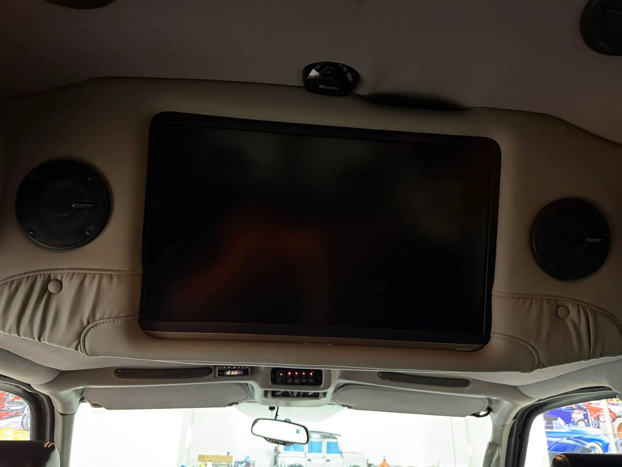 Used 2007 GMC Savana 1500 AWD w/ Preferred Equipment Group image 65