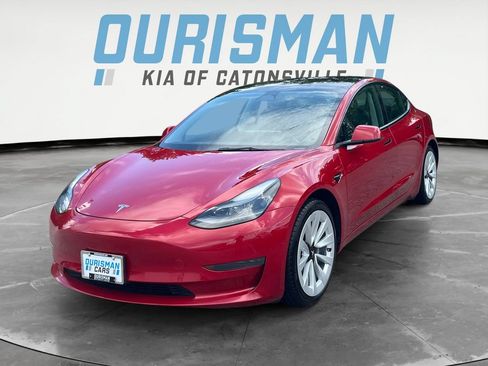 Used 2023 Tesla Model 3 Standard Range RWD image 2