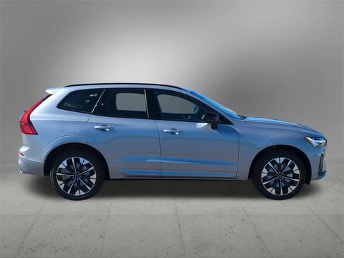New 2026 Volvo XC60 B5 Plus w/ Protection Package Premier image 7