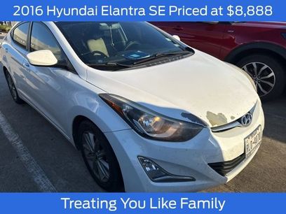 Used 2016 Hyundai Elantra SE w/ Option Group 02
