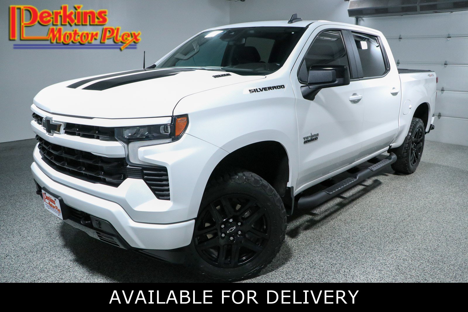 Used 2023 Chevrolet Silverado 1500 RST w/ Rally Edition AWD/4WD image 1