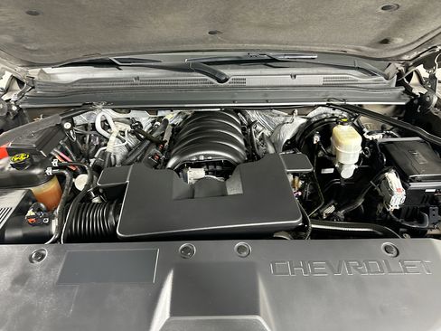 Used 2015 Chevrolet Tahoe LT image 35