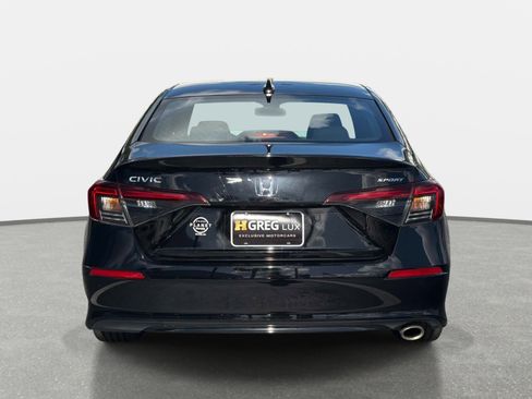Used 2025 Honda Civic Sport image 4