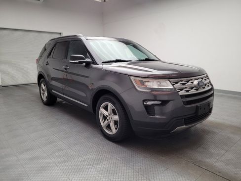 Used 2019 Ford Explorer XLT w/ Equipment Group 201A image 13