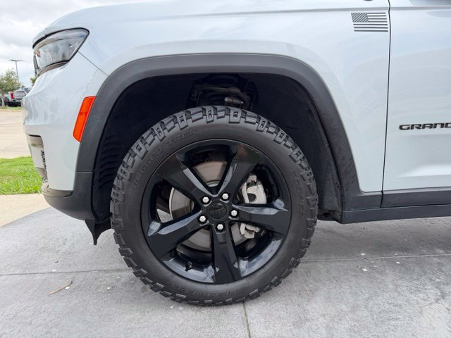 Used 2021 Jeep Grand Cherokee L Laredo AWD/4WD image 4