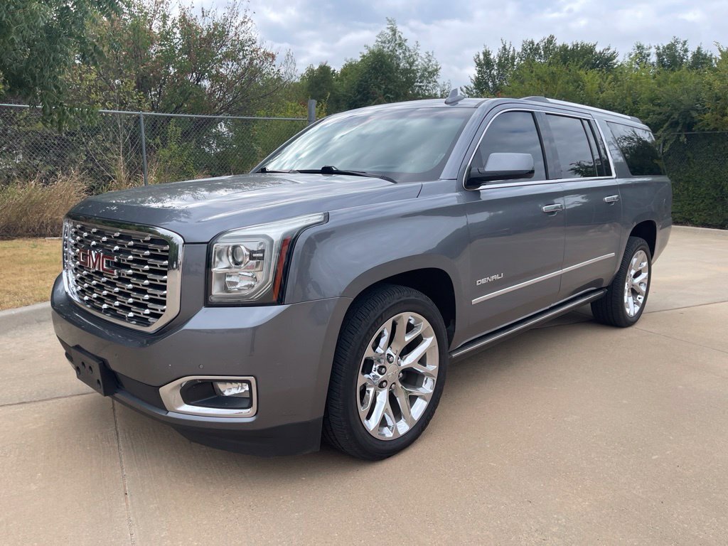 Used 2019 GMC Yukon XL Denali w/ Denali Ultimate Package AWD/4WD image 1