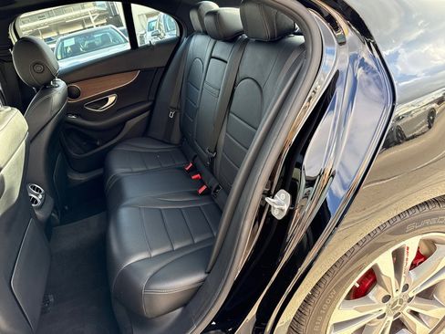 Used 2019 Mercedes-Benz C 300 Sedan image 17