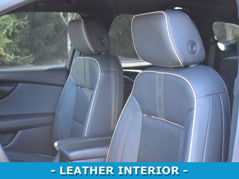 Used 2023 Chevrolet Blazer Premier image 8