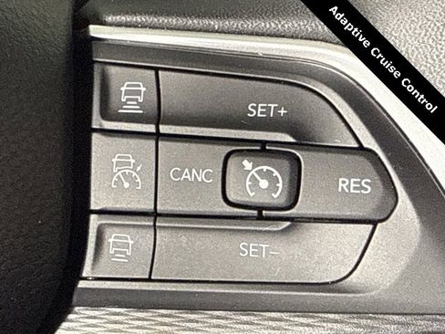 Used 2024 Jeep Grand Cherokee L Laredo image 21