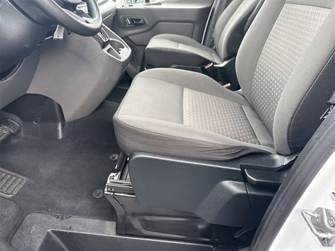 Used 2023 Ford Transit 350 XLT image 9