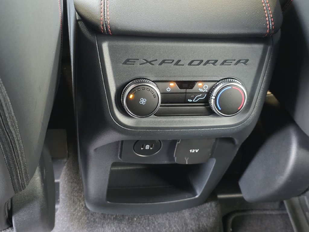 Used 2026 Ford Explorer ST-Line RWD image 10