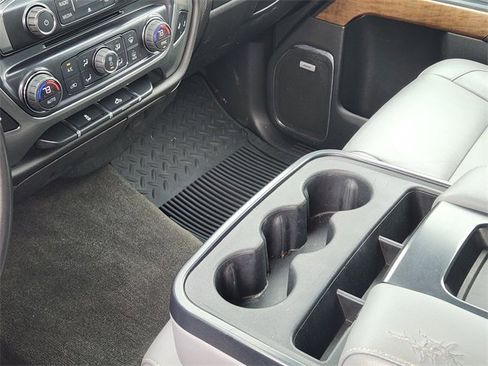 Used 2018 Chevrolet Silverado 1500 LTZ w/ Texas Edition image 20