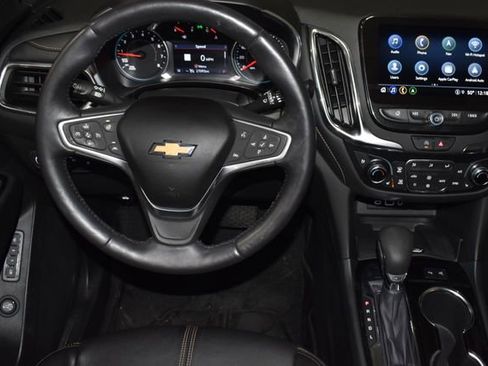 Used 2022 Chevrolet Equinox Premier AWD/4WD image 15