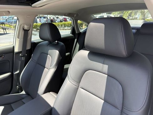 Used 2024 Honda Civic Touring image 19