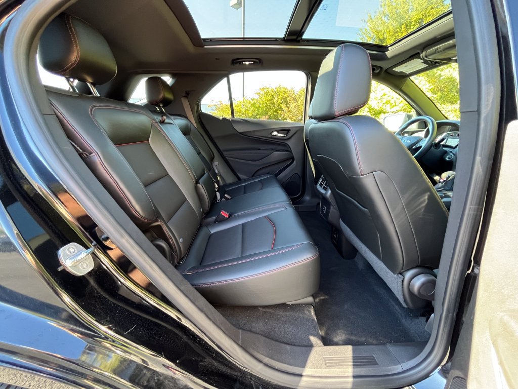 Certified 2023 Chevrolet Equinox RS w/ RS Leather Package AWD/4WD image 28