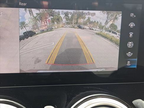 Certified 2022 Mercedes-Benz GLB 250 image 14