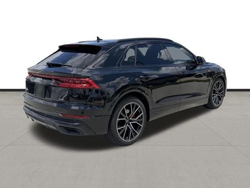 Used 2023 Audi Q8 Prestige AWD/4WD image 5