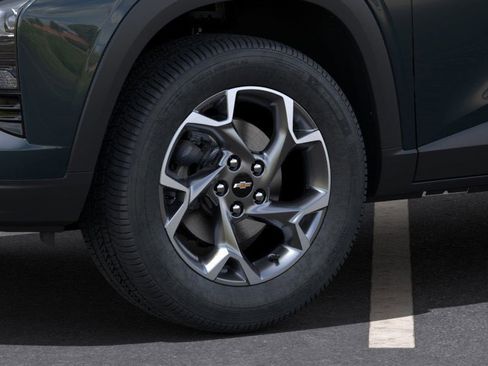 New 2025 Chevrolet Trax LT w/ LT Convenience Package image 9