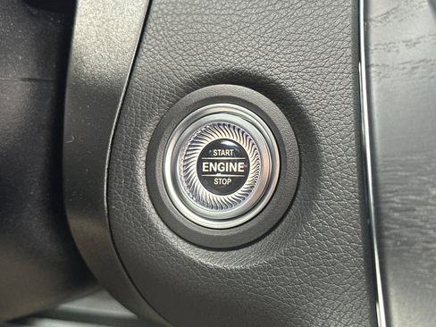 Certified 2021 Mercedes-Benz GLC 300 4MATIC image 22