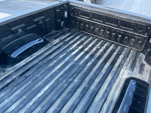 Used 2024 Chevrolet Silverado 2500 LT w/ Convenience Package image 7