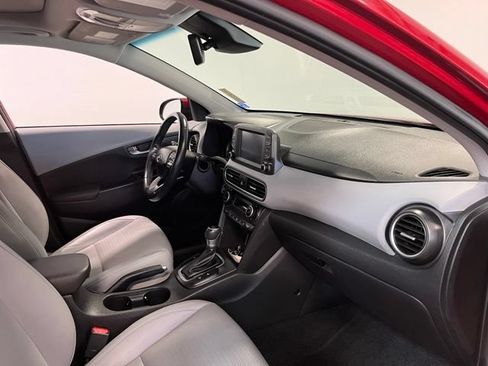 Used 2020 Hyundai Kona Limited FWD image 11