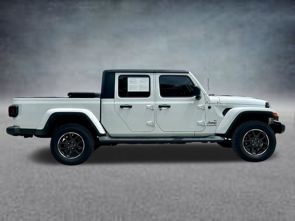 Used 2022 Jeep Gladiator Overland AWD/4WD image 4