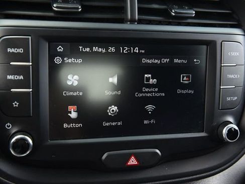 Used 2024 Kia Soul LX w/ Option Group 015 FWD image 13